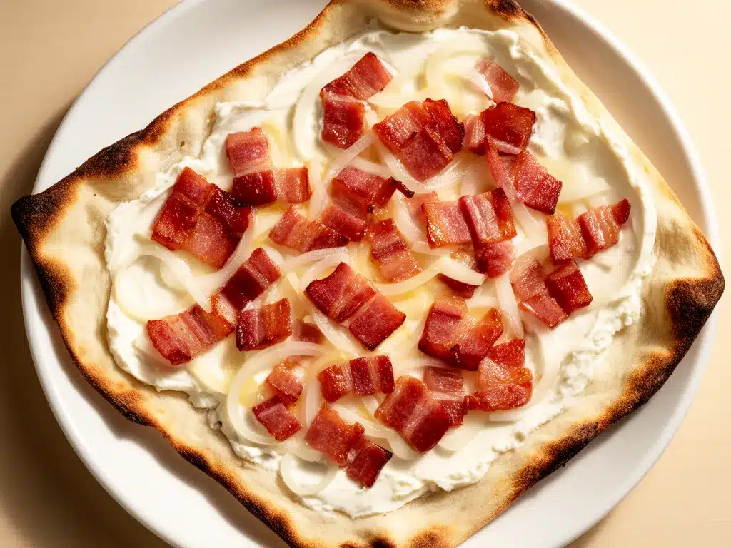 Crispy Badischer Flammkuchen: Das perfekte Rezept mit Speck 4 Crispy Badischer Flammkuchen mit Speck preparation steps