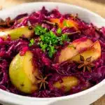Herbstliche Birnen-Rotkohl-Pfanne - featured image
