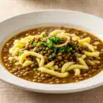 Schwäbischer Linseneintopf mit Spätzle - featured image